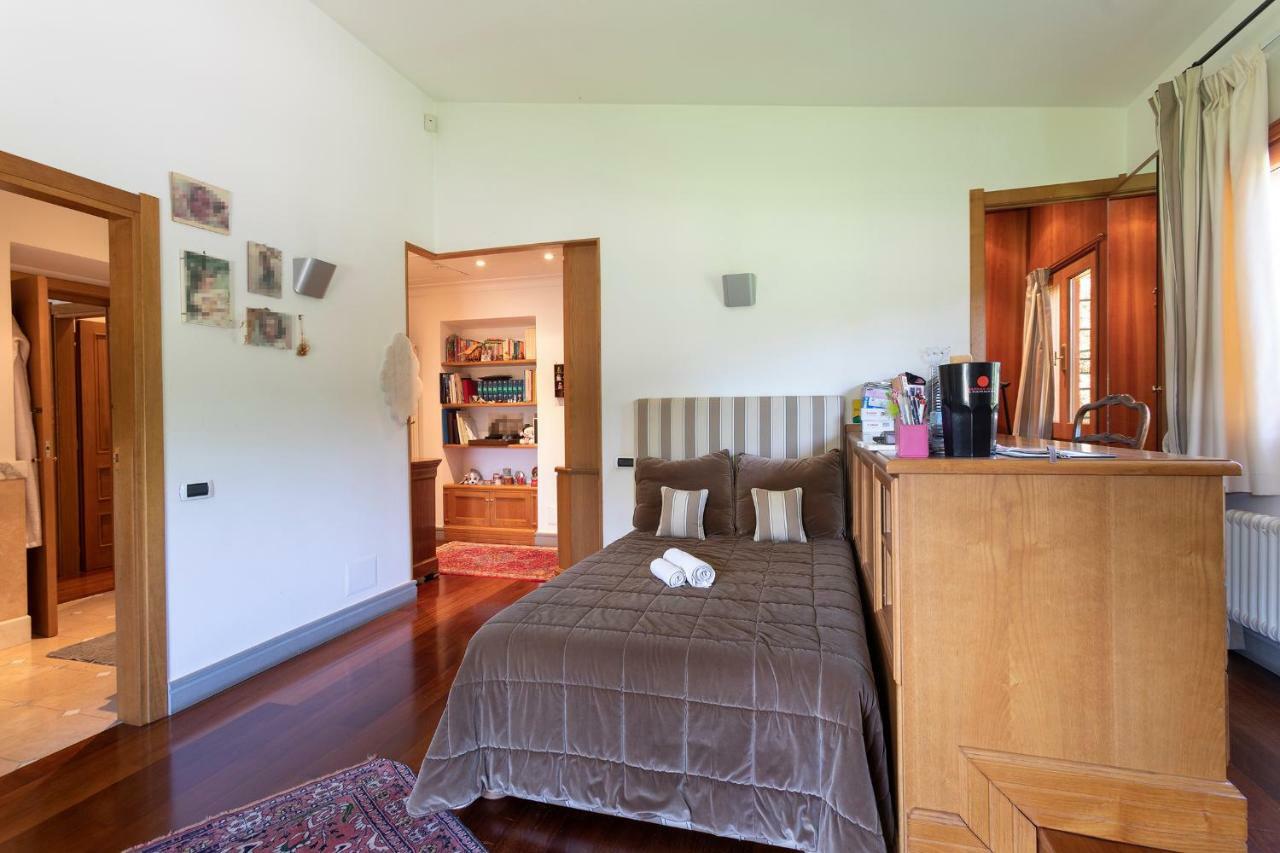 Villa In Via Della Marcigliana Casale Torre San Giovanni المظهر الخارجي الصورة