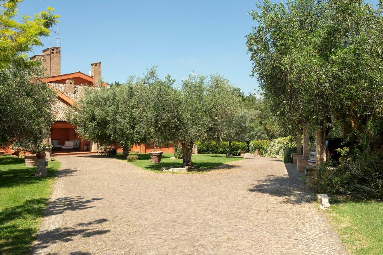 Villa In Via Della Marcigliana Casale Torre San Giovanni المظهر الخارجي الصورة