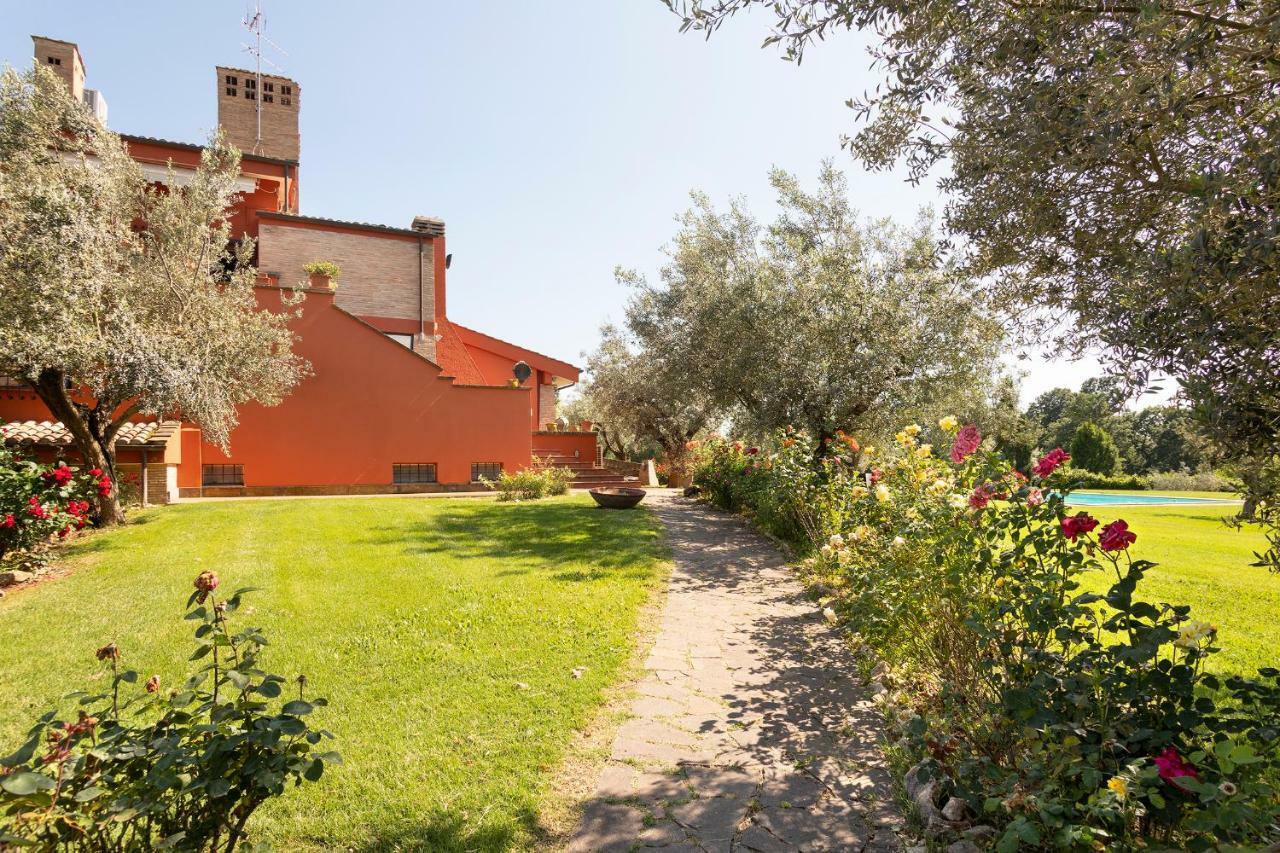 Villa In Via Della Marcigliana Casale Torre San Giovanni المظهر الخارجي الصورة